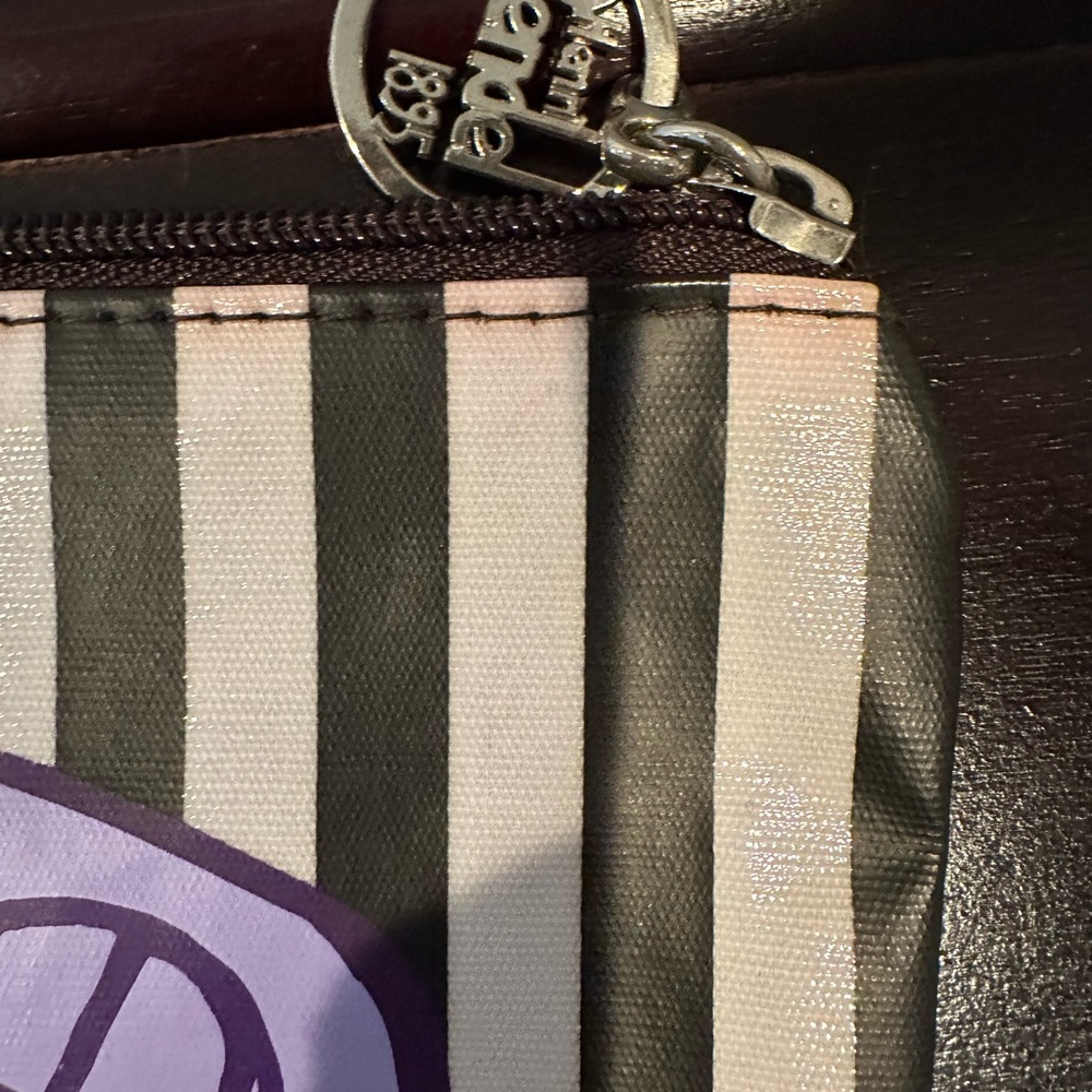 Henri Bendel Purple, Brown and White Vintage Glossy Coating Cosmetic Case GUC! - Picture 10 of 15